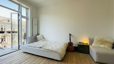 Vesterbro-2 Br - Close To Meatmarket - 4people -metro: Bedroom