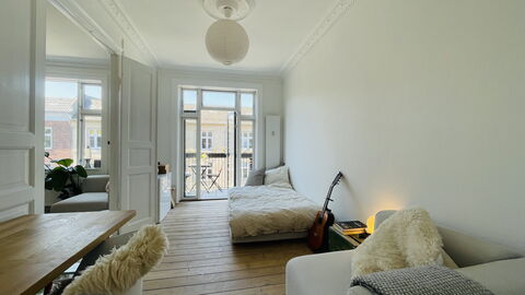 Vesterbro-2 Br - Close To Meatmarket - 4people -metro: Bedroom