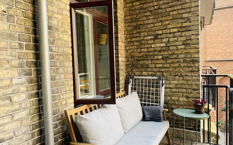 Close To Tivoli - 4 People - 2 Br: Balcony / Terrace / Patio, Building Exterior, Outdoor