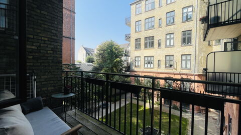 Close To Tivoli - 4 People - 2 Br: Balcony / Terrace / Patio, Building Exterior
