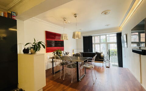 Hellerup - Close To Train - 2 Levels - 6 People: Dining Room