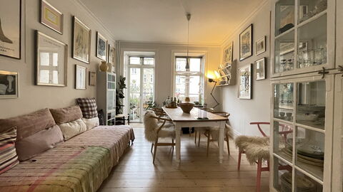 Vesterbro - 1 Br - 2people-close To Enghave Metro: Bedroom, Dining Room