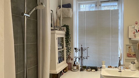 Vesterbro - 1 Br - 2people-close To Enghave Metro: Bathroom