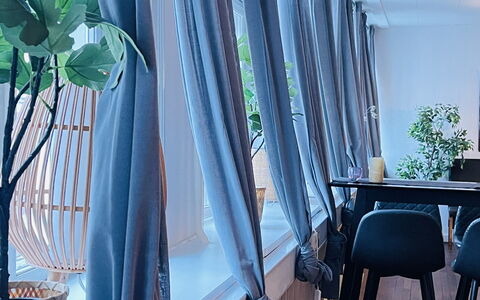 Pedestrian Street - Center - 7 Br - 14 Guests: Room Detail