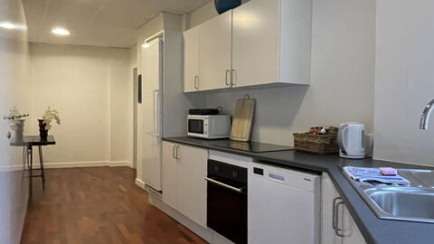 Pedestrian Street - Center - 7 Br - 14 Guests: Kitchen