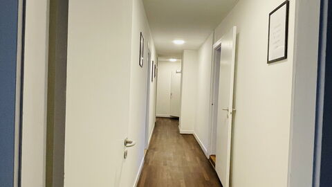 Pedestrian Street - Center - 7 Br - 14 Guests: Other Room