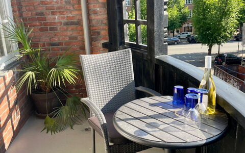 Frederiksberg -fantastic -big -1 Br -2 People: Building Exterior, Outdoor