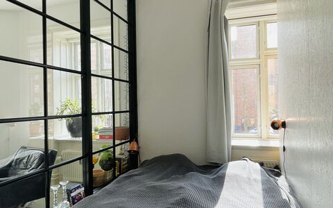 Vesterbro - 2 Br - Cozy - Metro - Tivoli -4 People: Bedroom