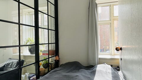 Vesterbro - 2 Br - Cozy - Metro - Tivoli -4 People: Bedroom