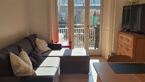 Østerbro - 3 Br - 5 People - Close Metro: Living Room