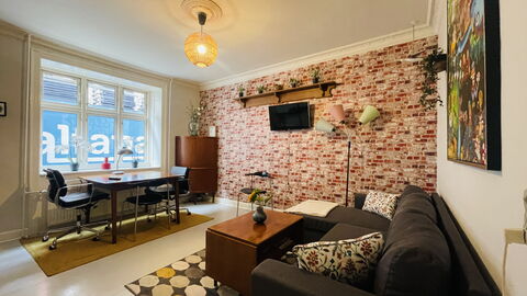 Østerbro - 4 People-1 Br - Close To Metro: Bedroom, Dining Room, Living Room