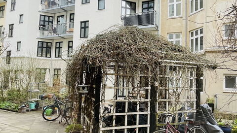 Østerbro - 4 People-1 Br - Close To Metro: Building Exterior, Outdoor