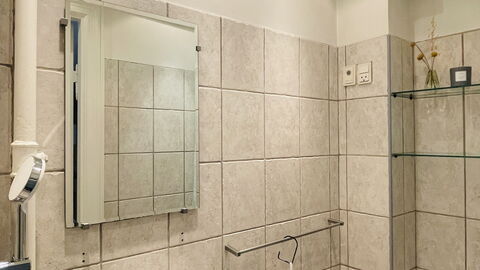 Vesterbro - 2 People - 1 Br - Close To Tivoli: Bathroom