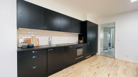 Center - 3 Br - 6 People - Close To Metro: Kitchen