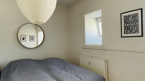 Center - 3 Br - 6 People - Close To Metro: Bedroom