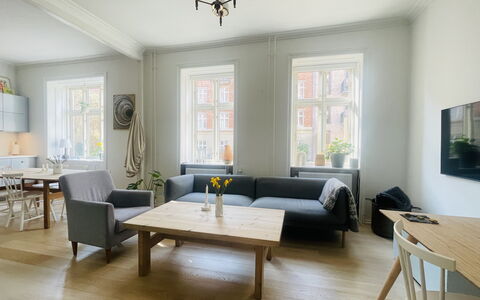 Frederiksberg - 2 Br - 4 People - Perfect For Fami: Dining Room, Living Room
