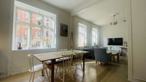 Frederiksberg - 2 Br - 4 People - Perfect For Fami: Dining Room, Living Room