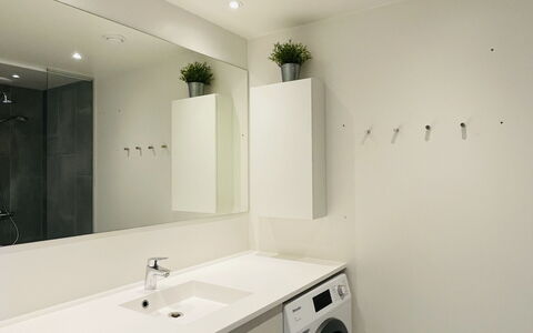 Carlsbergcity - 3br - 4 To 5 People - Family: Bathroom