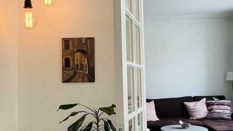 Østerbro - Close To Metro - 3 People: Dining Room, Living Room