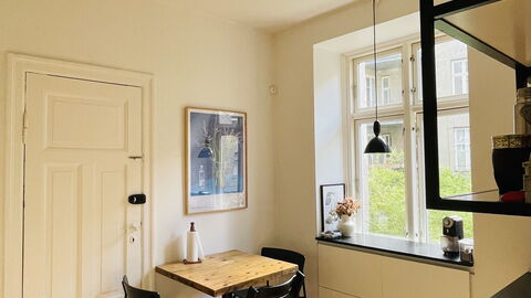 Nørrebro - Small Family - 2 Adults And Baby: Kitchen