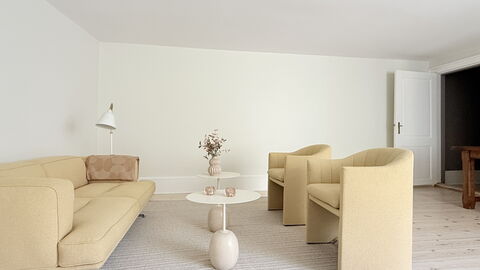 Center - Kings Garden - 6 People - Luxury - 4br: Living Room