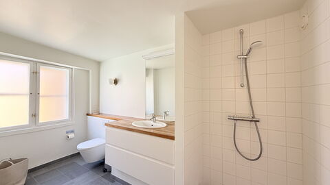 Center - Kings Garden - 6 People - Luxury - 4br: Bathroom