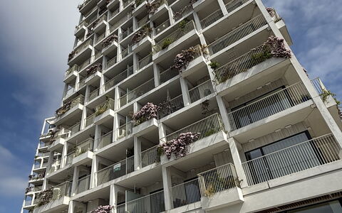 Islands Brygge Waterfront - 6 People - 3 Br - Balc: Building Exterior