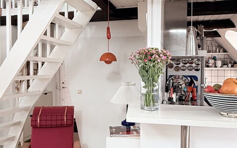 Latin Neighborhood - 2 Br - 4 People - Historical: Dining Room, Living Room