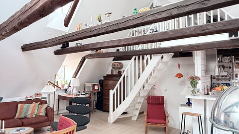 Latin Neighborhood - 2 Br - 4 People - Historical: Dining Room, Living Room