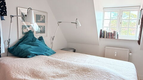 Latin Neighborhood - 2 Br - 4 People - Historical: Bedroom