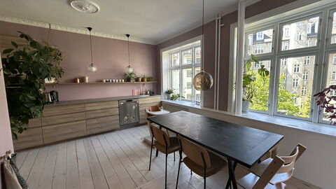 Østerbro - 2 Br - 4 People - Family: Dining Room, Kitchen