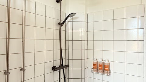 Valby - 2br - 4 People - Close To Station: Bathroom