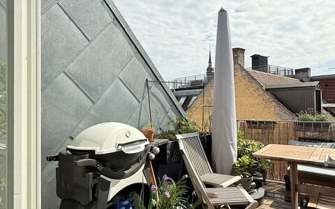 Center - Pedstrian Area - 3 Br - 5 People: Balcony / Terrace / Patio