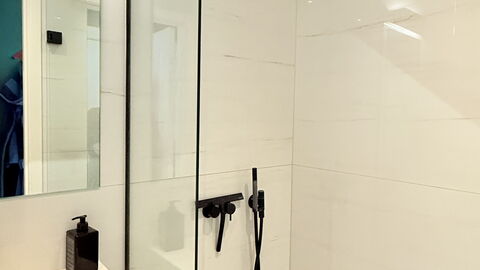 Vesterbro - 2 People - 1 Br - Close To Metro: Bathroom