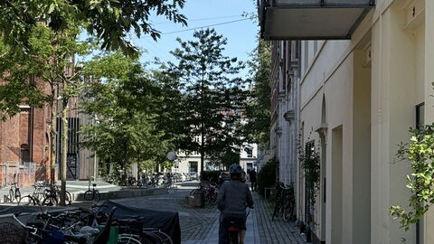 Vesterbro - 2 People - 1 Br - Close To Metro: Shopping