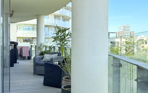 Close To Water - Habour - 2 People: Balcony / Terrace / Patio