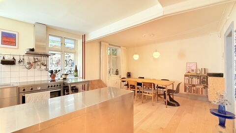 Nørrebro - Cozy Area - 2 People -1 Br: Dining Room, Kitchen