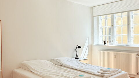 Inner City - 4br - 2 Bath - 7 People: Bedroom