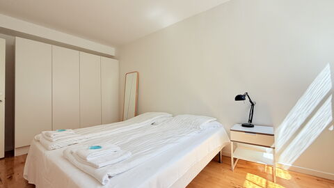 Inner City - 4br - 2 Bath - 7 People: Bedroom