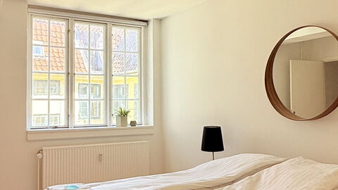 Inner City - 4br - 2 Bath - 6 People: Bedroom