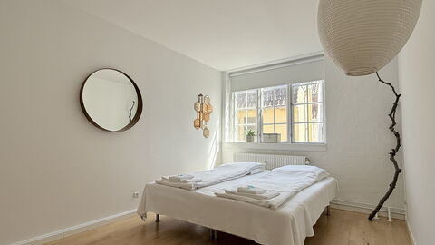 Inner City - 4br - 2 Bath - 6 People: Bedroom