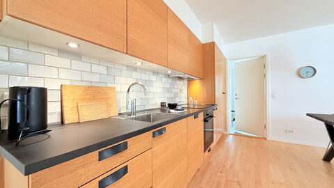 Inner City - 4br - 2 Bath - 6 People: Kitchen