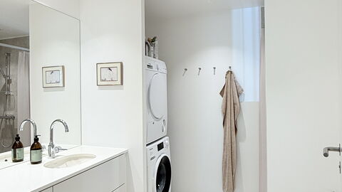 Frederiksberg Carlsberg City-2 Bedrooms: Bathroom