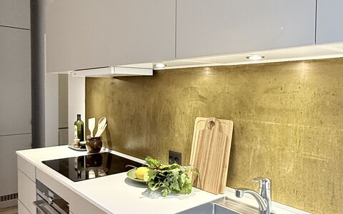 Center - 3 Br - 4 People - Close to Metro: Kitchen