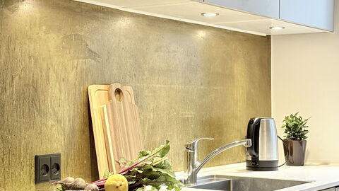 Center - 3 Br - 4 People - Close to Metro: Kitchen