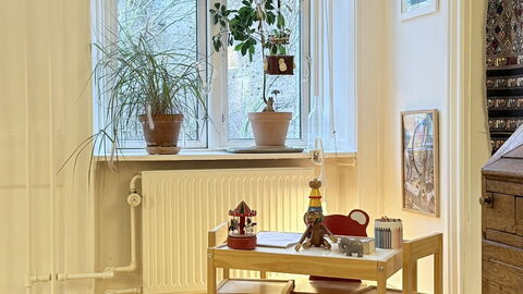 Cozy Area - Super Location - 2 Br: Dining Room