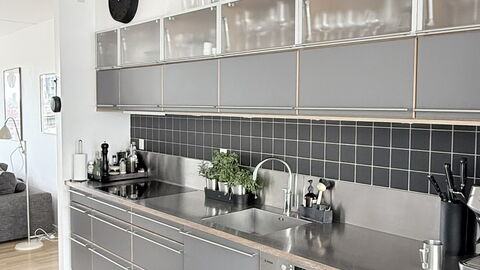 Close to Metro - 3 Br- 5 People: Kitchen