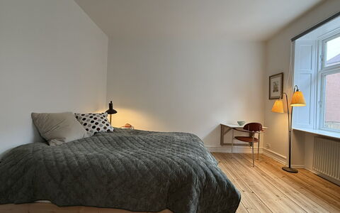 Nørrebro - 2 People - 1 Br - Close to Metro: Bedroom