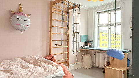 Nørrebro - 4 People - 3 Br - Close to Metro: Bedroom