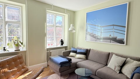 Carlsberg - Full Town House - 4 People: Living Room